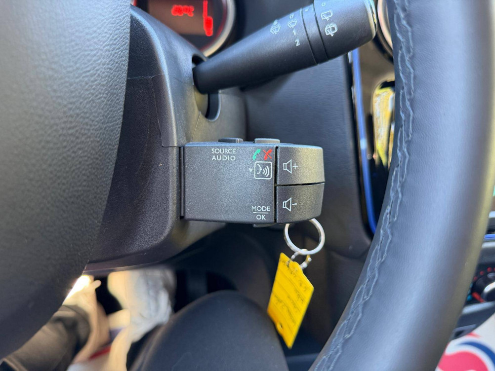 Acheter Dacia Lodgy Lodgy Blue dCi 115 7 places 15 ans 5p occasion dans les concessions du Groupe Faurie