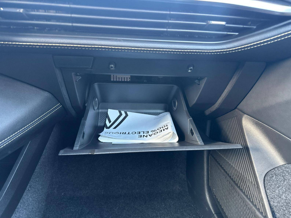 Acheter Renault Megane E-Tech Megane E-Tech EV60 220 ch super charge Iconic 5p occasion dans les concessions du Groupe Faurie