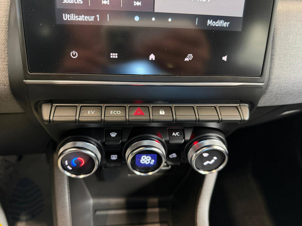 Acheter Renault Clio 5 Clio E-Tech full hybrid 145 Evolution 5p occasion dans les concessions du Groupe Faurie
