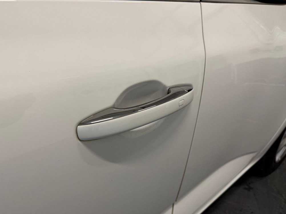 Acheter Renault Megane 4 Mégane IV Berline Blue dCi 115 EDC Business 5p occasion dans les concessions du Groupe Faurie