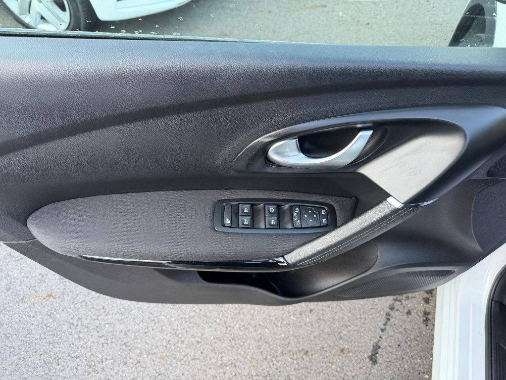 Acheter Renault Kadjar Kadjar Blue dCi 115 Business 5p occasion dans les concessions du Groupe Faurie