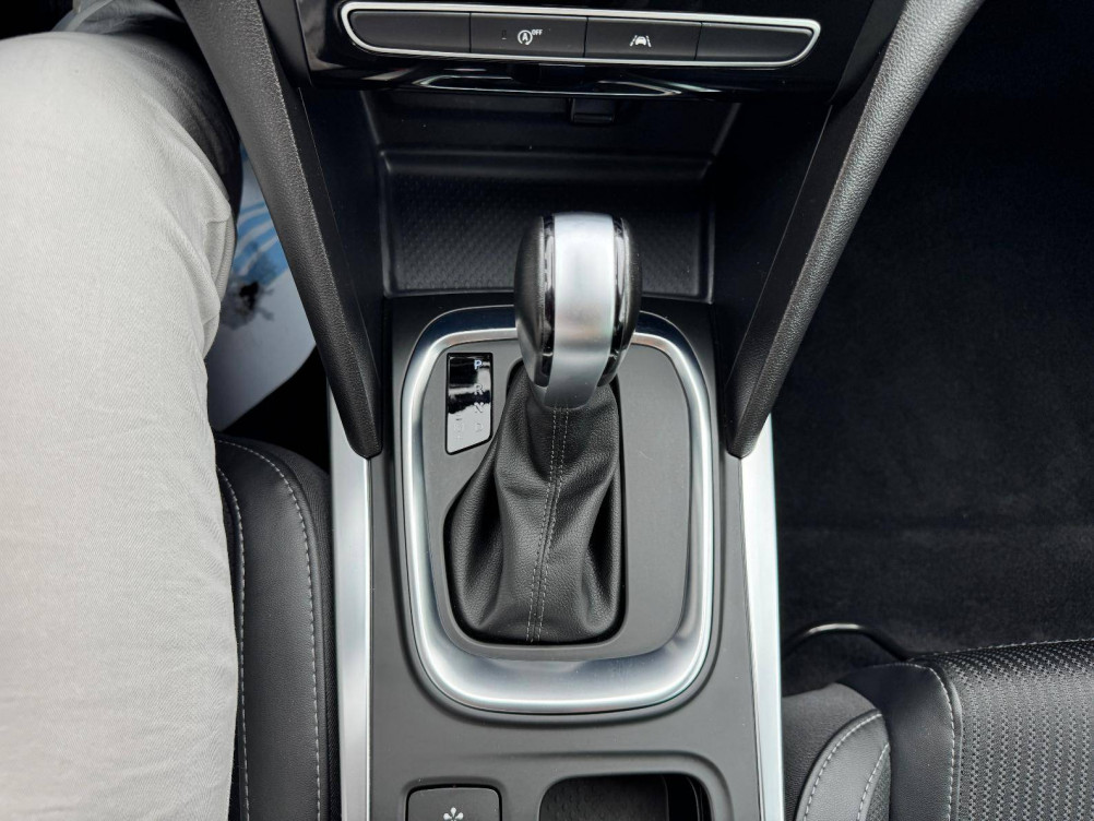 Acheter Renault Megane 4 Mégane IV Estate TCe 140 EDC FAP - 21B Intens 5p occasion dans les concessions du Groupe Faurie