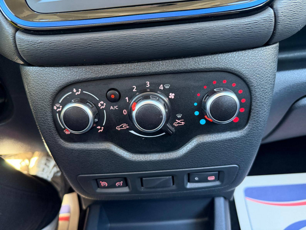 Acheter Dacia Lodgy Lodgy Blue dCi 115 7 places 15 ans 5p occasion dans les concessions du Groupe Faurie