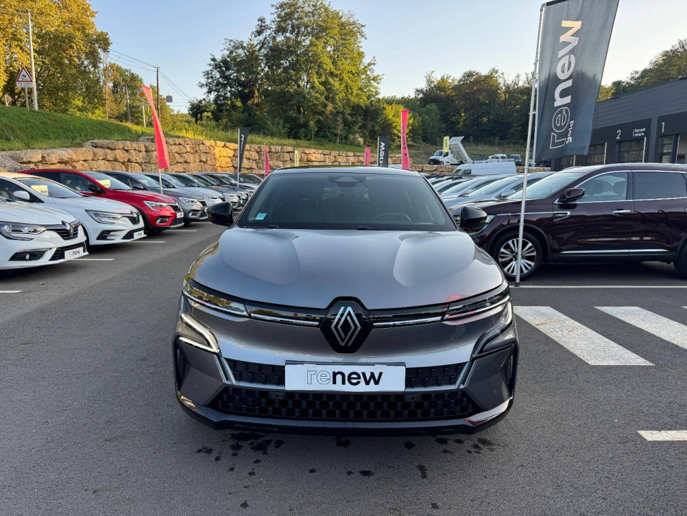 Acheter Renault Megane E-Tech Megane E-Tech EV60 220 ch super charge Iconic 5p occasion dans les concessions du Groupe Faurie