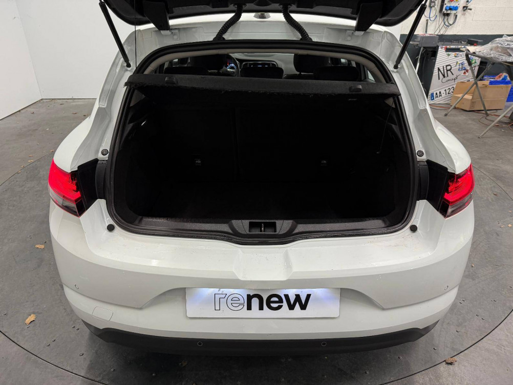 Acheter Renault Megane 4 Mégane IV Berline Blue dCi 115 - 21N Business 5p occasion dans les concessions du Groupe Faurie