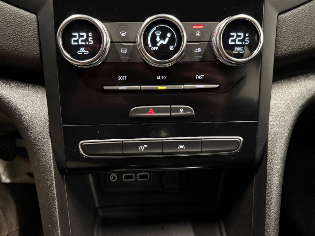 Acheter Renault Megane 4 Mégane IV Berline Blue dCi 115 - 21N Business 5p occasion dans les concessions du Groupe Faurie