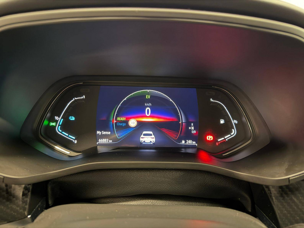 Acheter Renault Arkana Arkana E-Tech 145 - 21B R.S. Line 5p occasion dans les concessions du Groupe Faurie