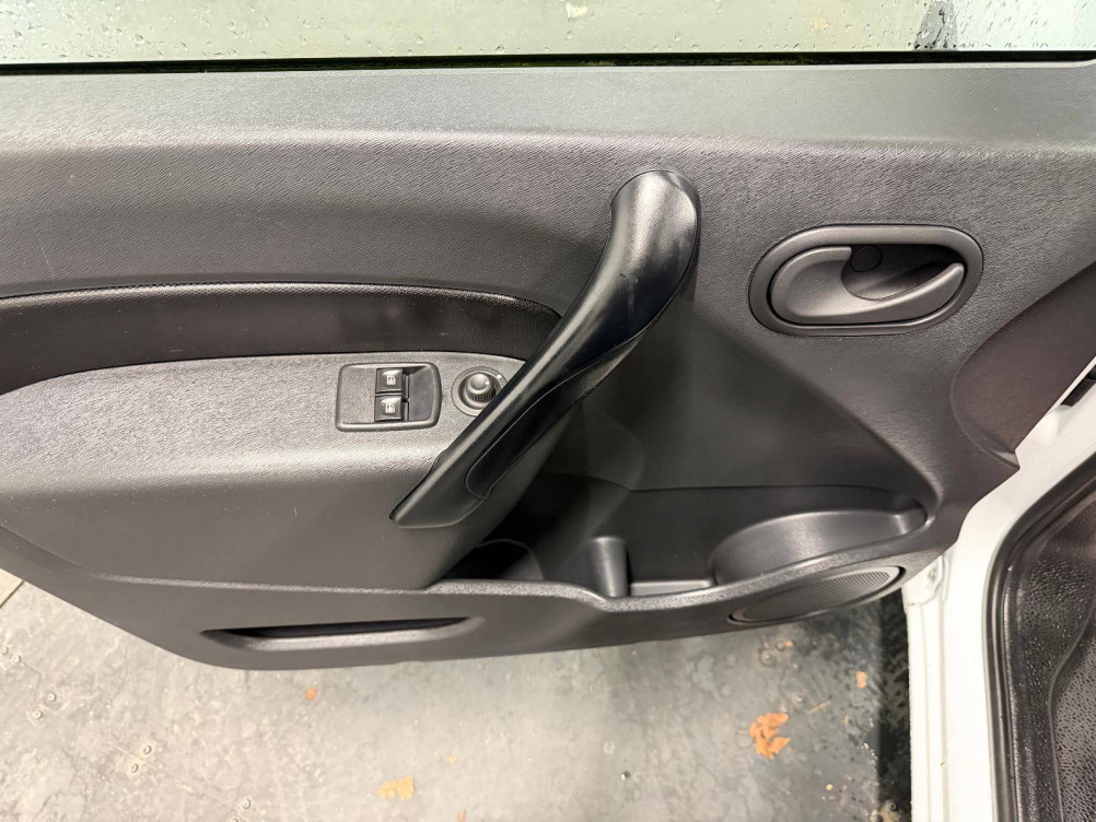 Acheter Renault Kangoo Express 2 KANGOO EXPRESS CA MAXI 1.5 DCI 90 E6 CONFORT 4p occasion dans les concessions du Groupe Faurie