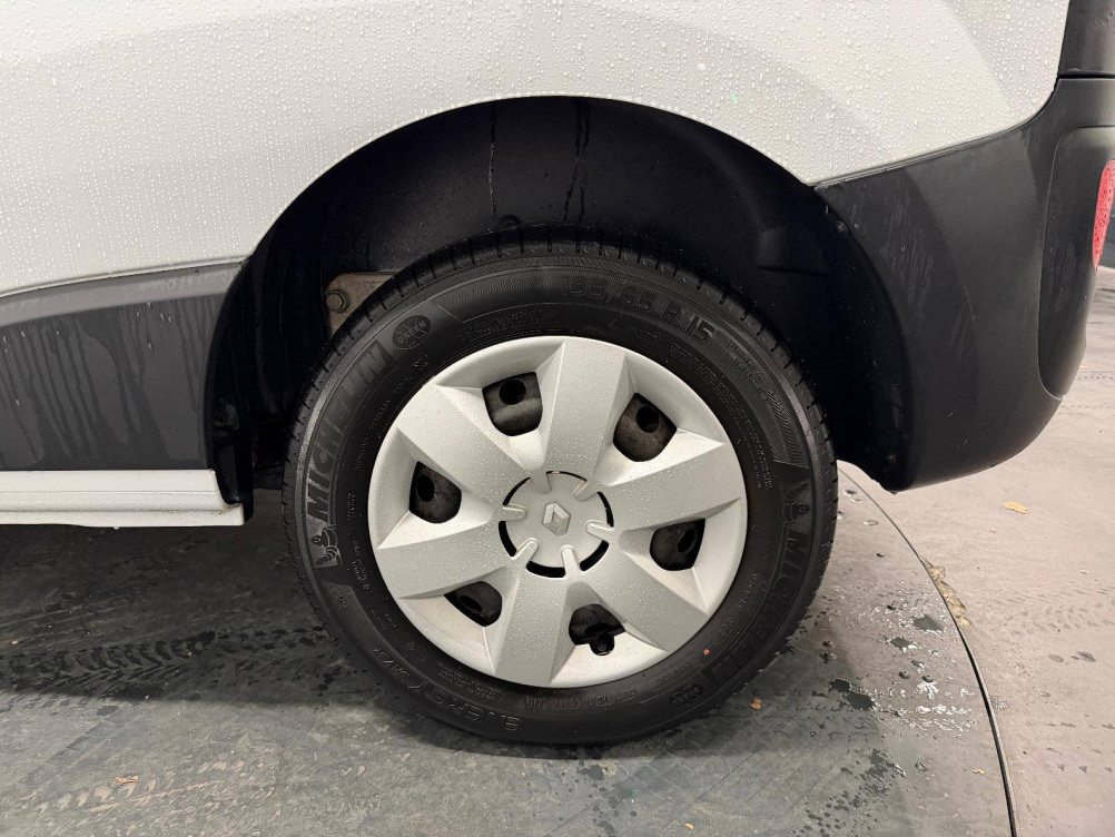 Acheter Renault Kangoo Express 2 KANGOO EXPRESS CA MAXI 1.5 DCI 90 E6 CONFORT 4p occasion dans les concessions du Groupe Faurie