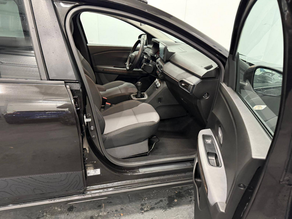 Acheter Dacia Jogger Jogger ECO-G 100 7 places GSR2 Extreme + 5p occasion dans les concessions du Groupe Faurie