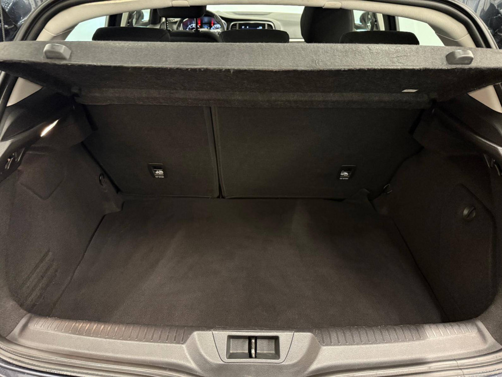 Acheter Renault Megane 4 Mégane IV Berline Blue dCi 115 - 21N Business 5p occasion dans les concessions du Groupe Faurie