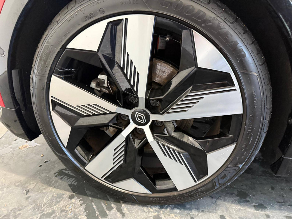 Acheter Renault Megane E-Tech Megane E-Tech EV60 220 ch optimum charge Techno 5p occasion dans les concessions du Groupe Faurie