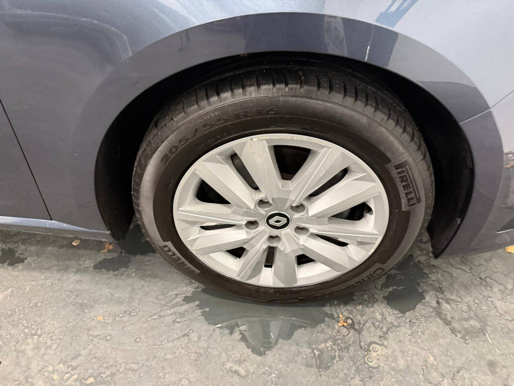 Acheter Renault Megane 4 Mégane IV Berline Blue dCi 115 - 21N Business 5p occasion dans les concessions du Groupe Faurie