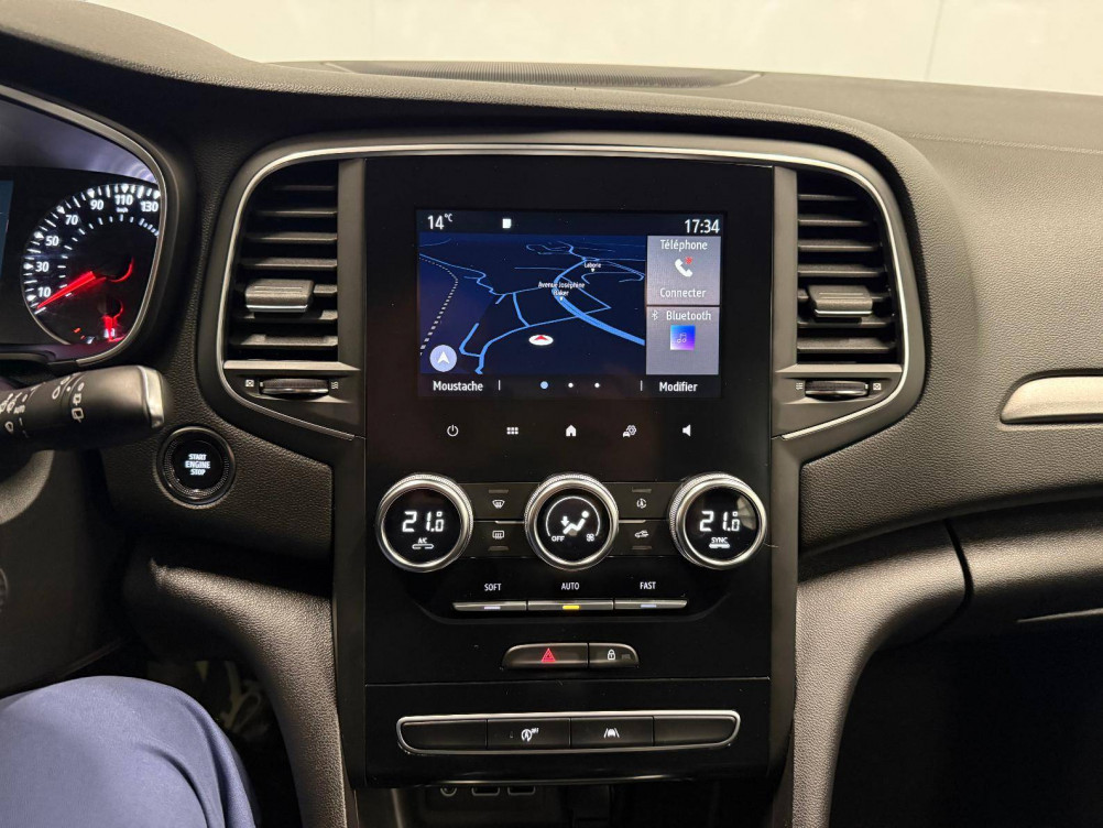 Acheter Renault Megane 4 Mégane IV Berline Blue dCi 115 - 21N Business 5p occasion dans les concessions du Groupe Faurie