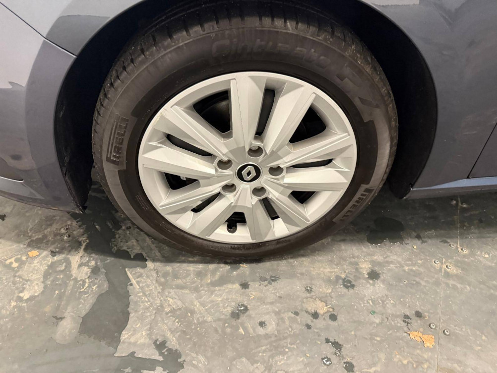 Acheter Renault Megane 4 Mégane IV Berline Blue dCi 115 - 21N Business 5p occasion dans les concessions du Groupe Faurie