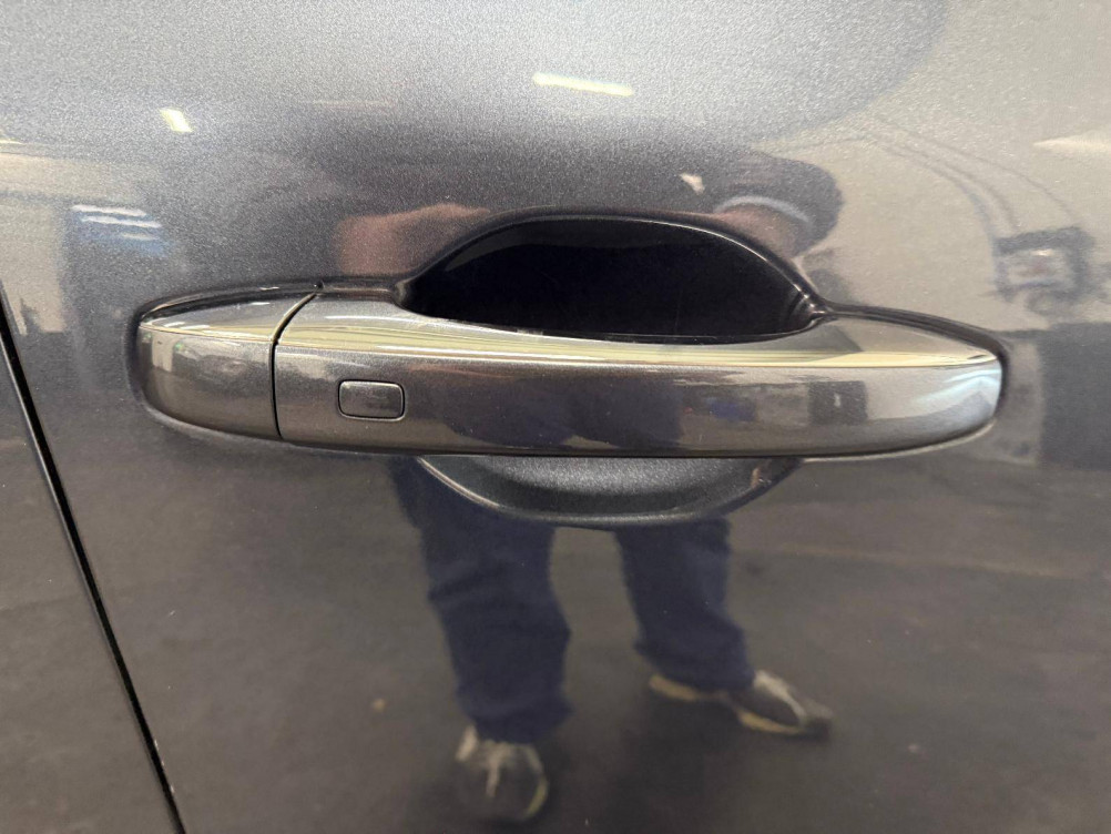 Acheter Renault Megane 4 Mégane IV Berline Blue dCi 115 - 21N Business 5p occasion dans les concessions du Groupe Faurie