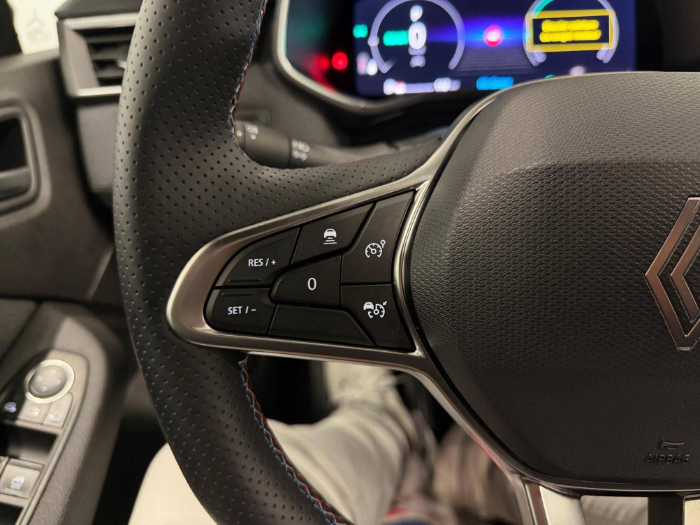 Acheter Renault Clio 5 Clio E-Tech full hybrid 145 ch GSR2 Esprit Alpine 5p occasion dans les concessions du Groupe Faurie