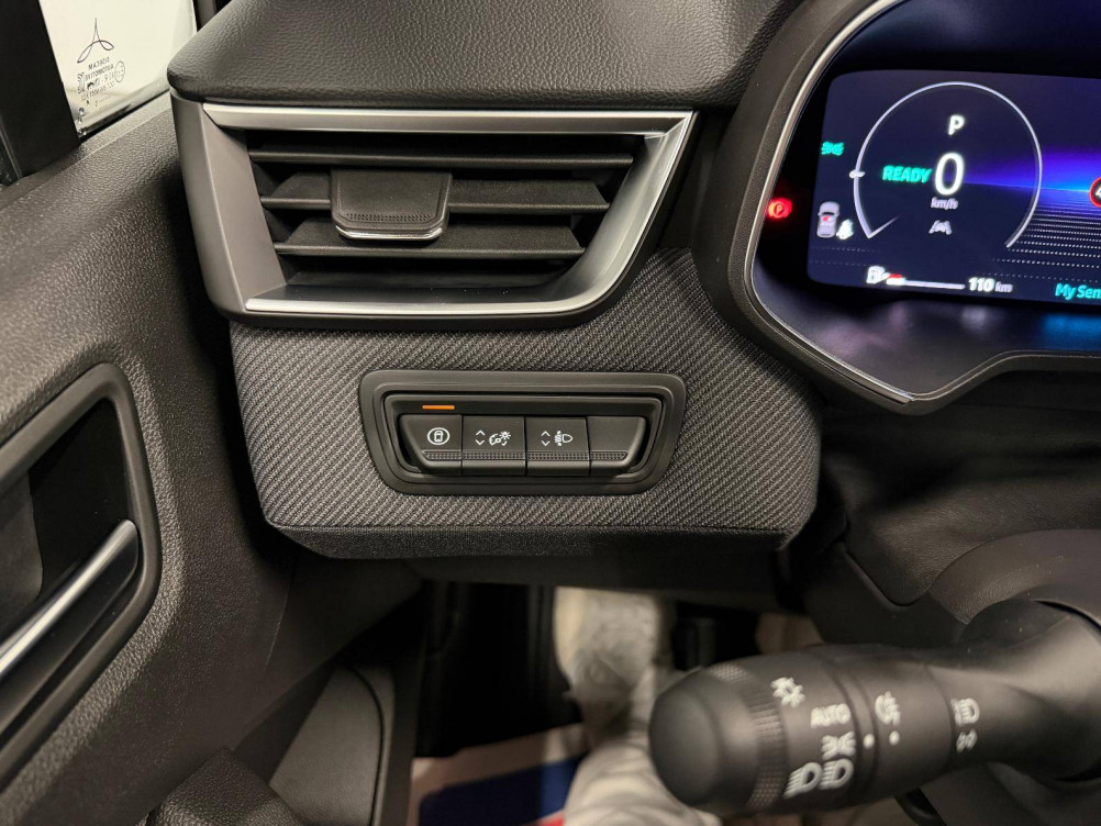 Acheter Renault Clio 5 Clio E-Tech full hybrid 145 ch GSR2 Esprit Alpine 5p occasion dans les concessions du Groupe Faurie