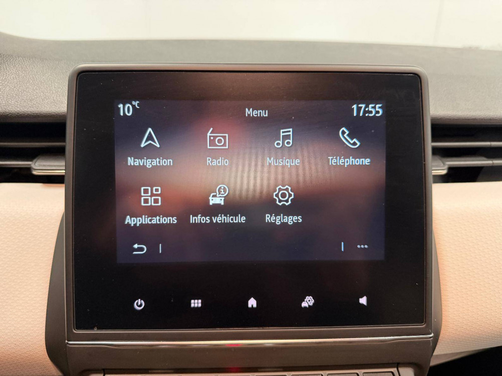 Acheter Renault Clio 5 Clio TCe 90 X-Tronic Evolution 5p occasion dans les concessions du Groupe Faurie