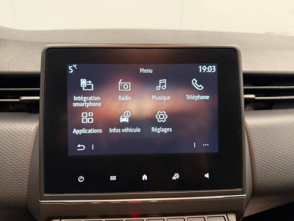 Acheter Renault Clio 5 Clio TCe 90 Equilibre 5p occasion dans les concessions du Groupe Faurie