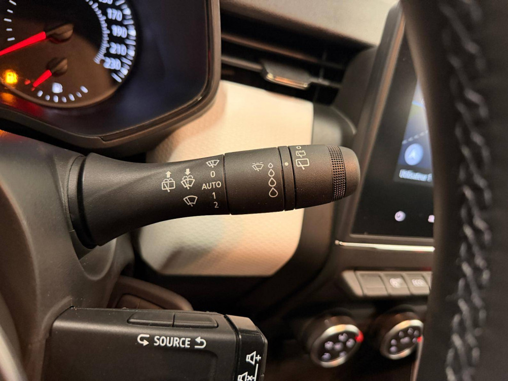 Acheter Renault Clio 5 Clio TCe 90 X-Tronic Evolution 5p occasion dans les concessions du Groupe Faurie