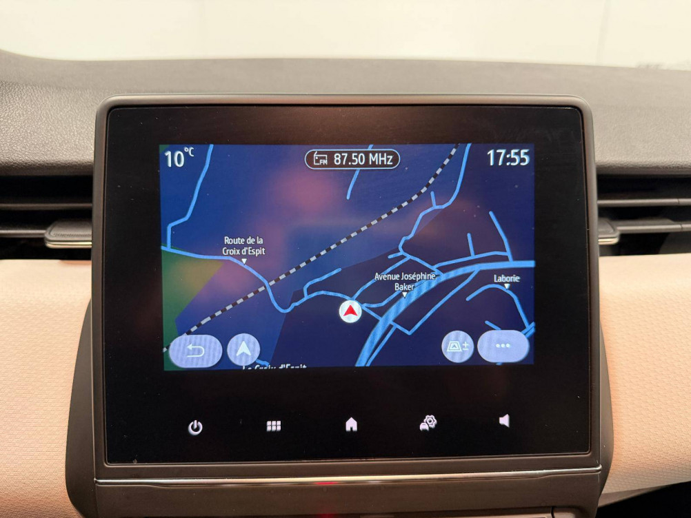 Acheter Renault Clio 5 Clio TCe 90 X-Tronic Evolution 5p occasion dans les concessions du Groupe Faurie