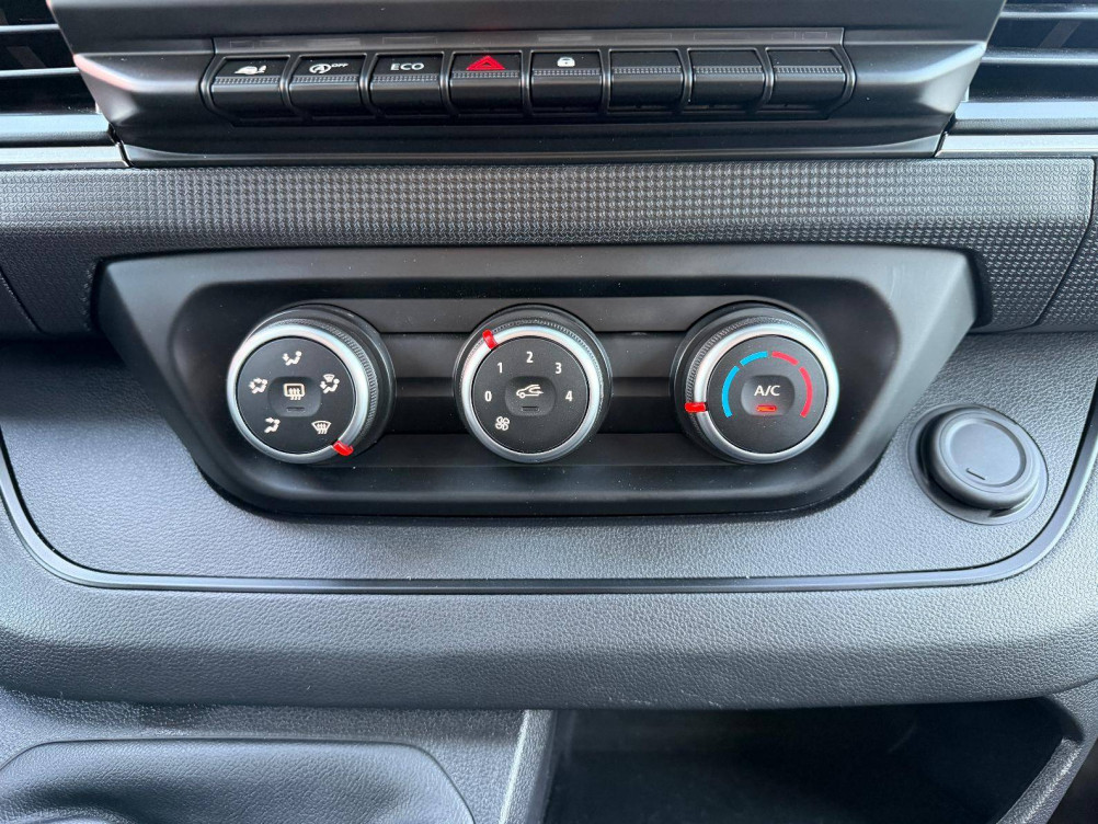 Acheter Renault Trafic 3 TRAFIC FGN L1H1 2800 KG BLUE DCI 130 GRAND CONFORT 4p occasion dans les concessions du Groupe Faurie