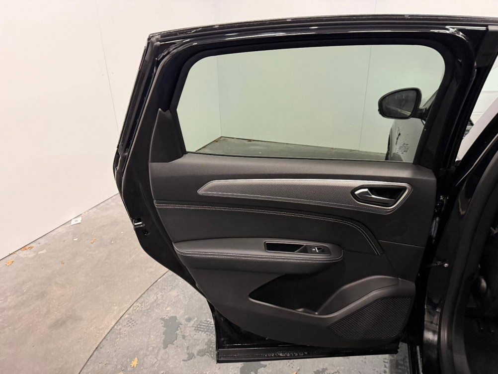 Acheter Renault Arkana Arkana E-Tech 145 - 21B Intens 5p occasion dans les concessions du Groupe Faurie