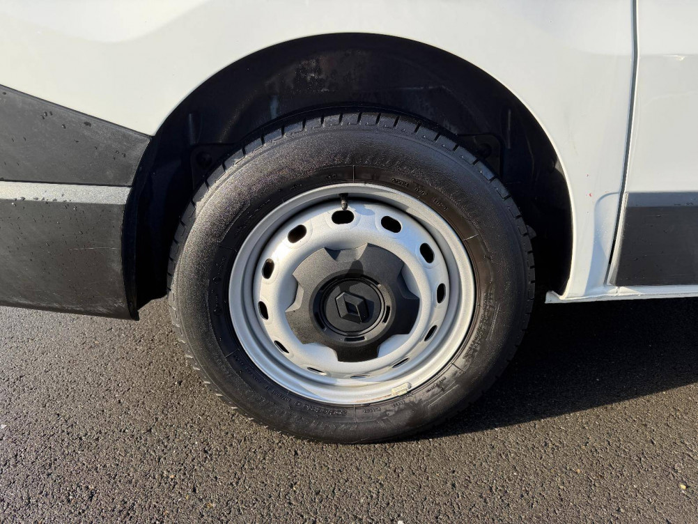 Acheter Renault Trafic 3 TRAFIC FGN L1H1 2800 KG BLUE DCI 130 GRAND CONFORT 4p occasion dans les concessions du Groupe Faurie