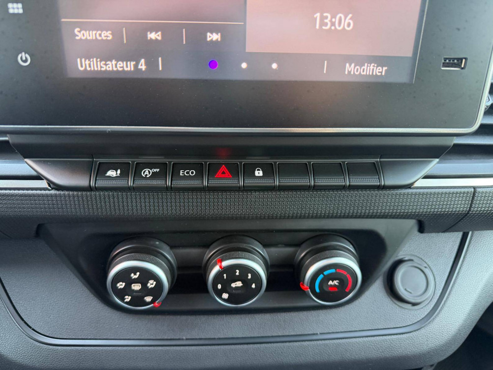 Acheter Renault Trafic 3 TRAFIC FGN L1H1 2800 KG BLUE DCI 130 GRAND CONFORT 4p occasion dans les concessions du Groupe Faurie