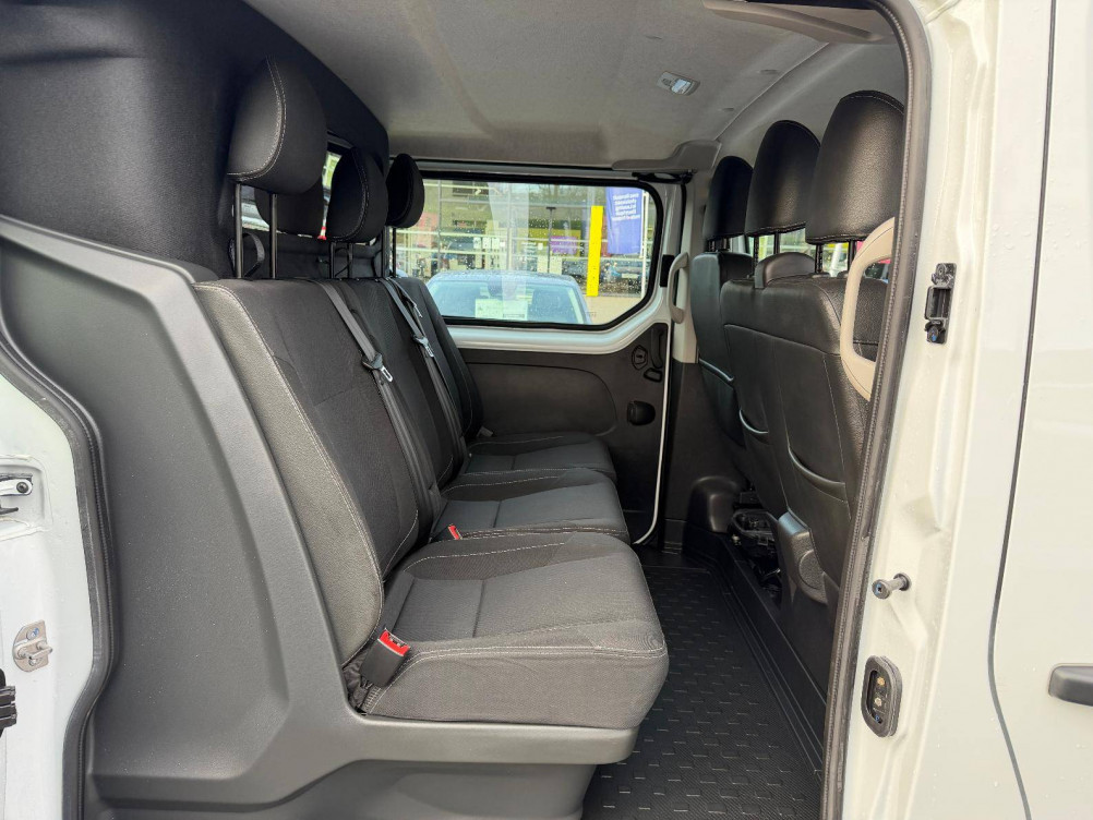 Acheter Renault Trafic 3 TRAFIC CA L2H1 3000 KG BLUE DCI 130 GRAND CONFORT 4p occasion dans les concessions du Groupe Faurie