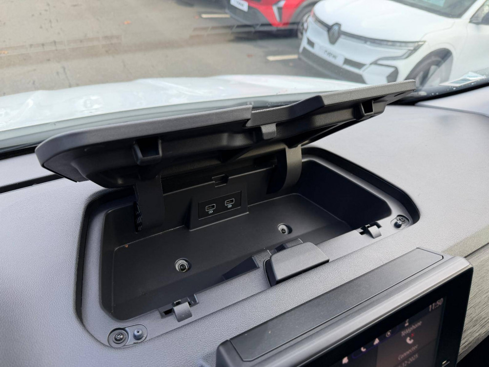 Acheter Renault Trafic 3 TRAFIC CA L2H1 3000 KG BLUE DCI 130 GRAND CONFORT 4p occasion dans les concessions du Groupe Faurie