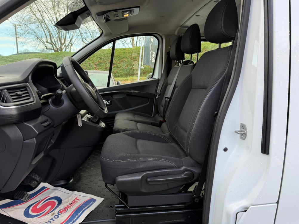 Acheter Renault Trafic 3 TRAFIC CA L2H1 3000 KG BLUE DCI 130 GRAND CONFORT 4p occasion dans les concessions du Groupe Faurie