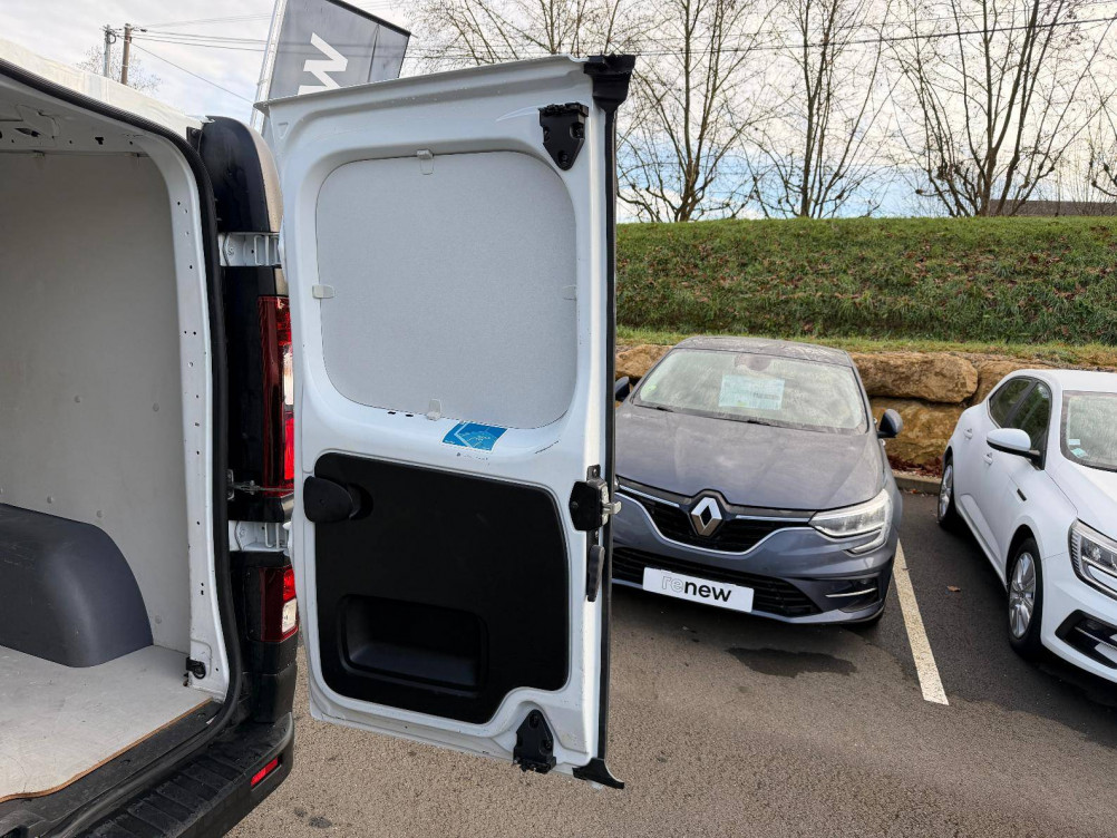 Acheter Renault Trafic 3 TRAFIC CA L2H1 3000 KG BLUE DCI 130 GRAND CONFORT 4p occasion dans les concessions du Groupe Faurie