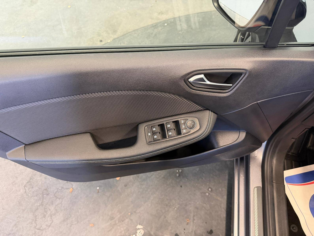 Acheter Renault Clio 5 Clio E-Tech full hybrid 145 Engineered 5p occasion dans les concessions du Groupe Faurie