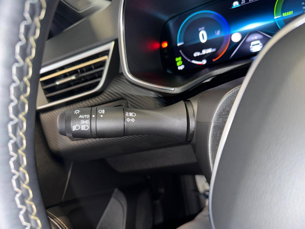 Acheter Renault Clio 5 Clio E-Tech full hybrid 145 Engineered 5p occasion dans les concessions du Groupe Faurie