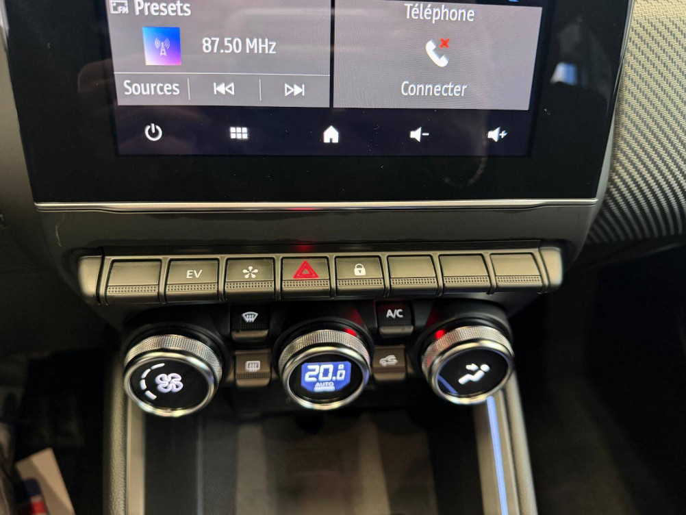 Acheter Renault Clio 5 Clio E-Tech full hybrid 145 Engineered 5p occasion dans les concessions du Groupe Faurie