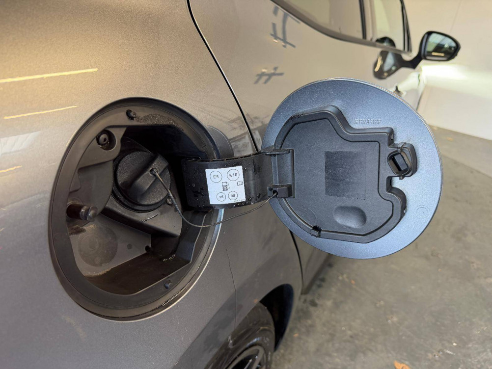 Acheter Renault Clio 5 Clio E-Tech full hybrid 145 Engineered 5p occasion dans les concessions du Groupe Faurie