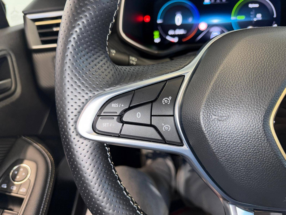 Acheter Renault Clio 5 Clio E-Tech full hybrid 145 Engineered 5p occasion dans les concessions du Groupe Faurie