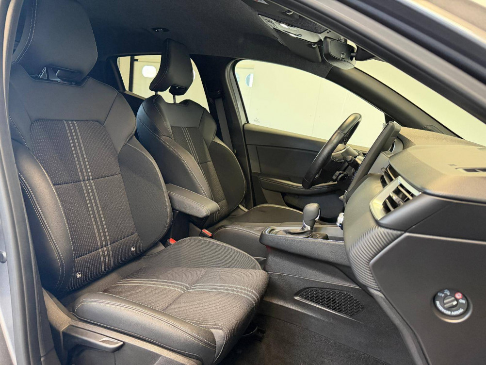 Acheter Renault Clio 5 Clio E-Tech full hybrid 145 Engineered 5p occasion dans les concessions du Groupe Faurie