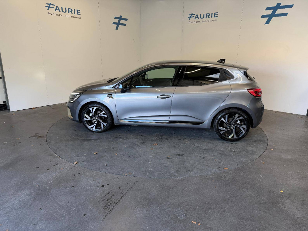 Acheter Renault Clio 5 Clio E-Tech full hybrid 145 Engineered 5p occasion dans les concessions du Groupe Faurie