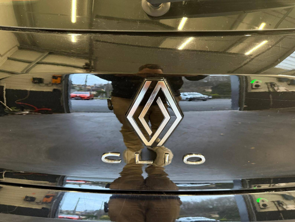 Acheter Renault Clio 5 Clio Blue dCi 100 ch GSR2 Evolution 5p occasion dans les concessions du Groupe Faurie