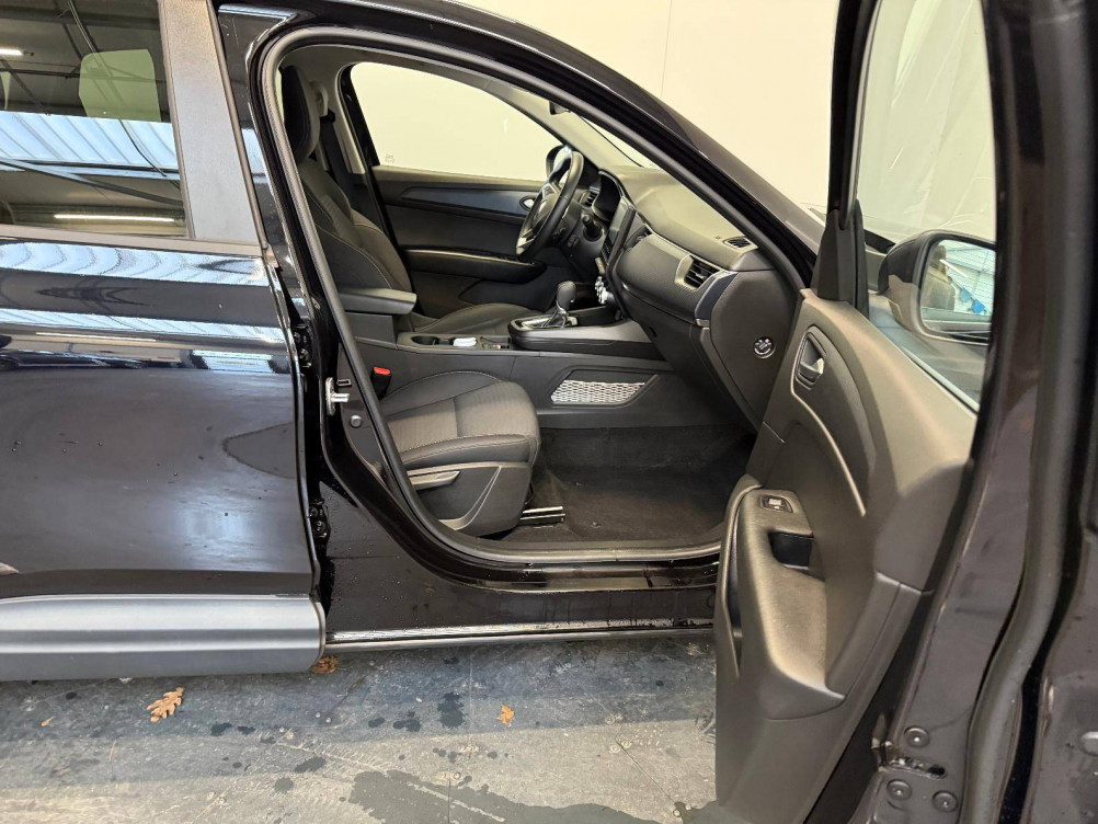 Acheter Renault Arkana Arkana TCe 140 EDC - 23 Evolution 5p occasion dans les concessions du Groupe Faurie