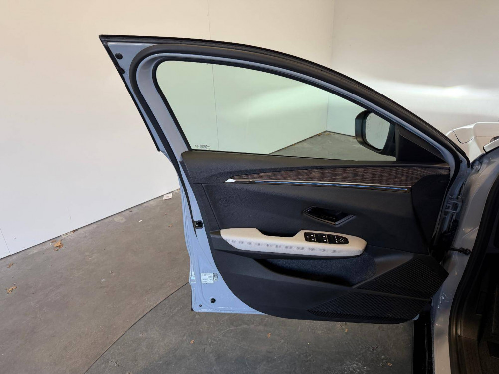 Acheter Renault Megane E-Tech Megane E-Tech EV60 220 ch super charge Iconic 5p occasion dans les concessions du Groupe Faurie