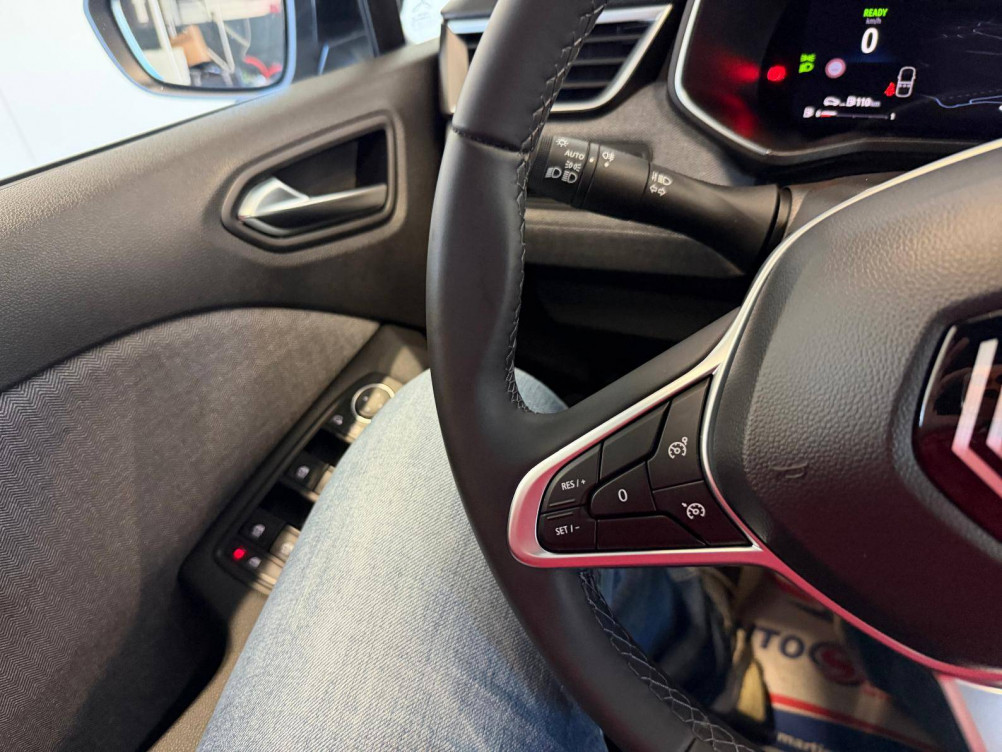 Acheter Renault Clio 5 Clio E-Tech full hybrid 145 Techno 5p occasion dans les concessions du Groupe Faurie