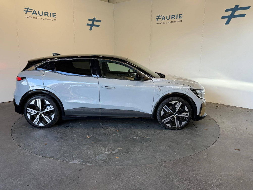 Acheter Renault Megane E-Tech Megane E-Tech EV60 220 ch super charge Iconic 5p occasion dans les concessions du Groupe Faurie