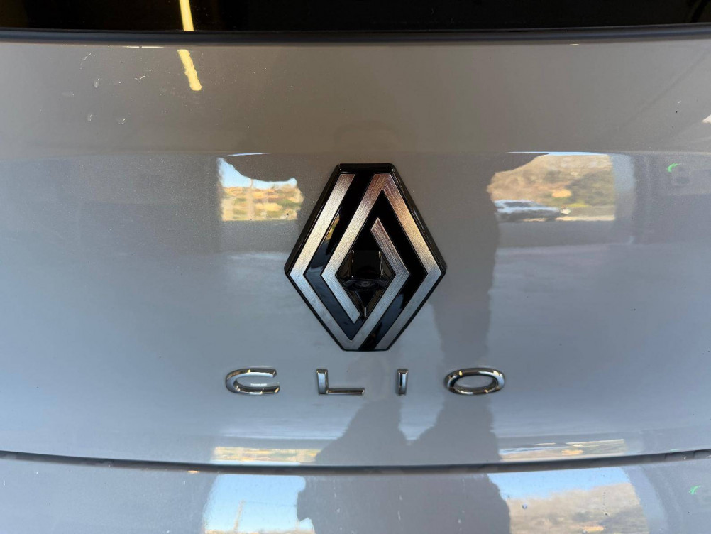 Acheter Renault Clio 5 Clio E-Tech full hybrid 145 Techno 5p occasion dans les concessions du Groupe Faurie