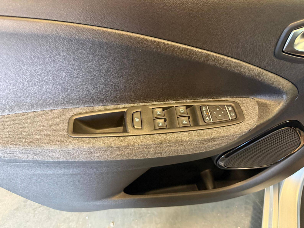 Acheter Renault Zoe Zoe R135 Achat Intégral - 21C Intens 5p occasion dans les concessions du Groupe Faurie