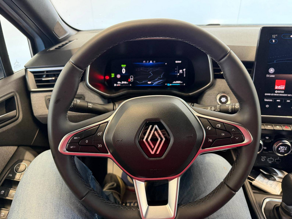 Acheter Renault Clio 5 Clio E-Tech full hybrid 145 Techno 5p occasion dans les concessions du Groupe Faurie