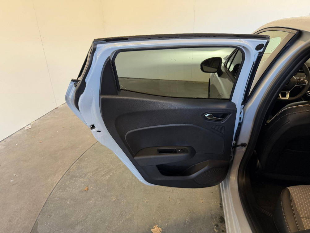 Acheter Renault Clio 5 Clio E-Tech full hybrid 145 Techno 5p occasion dans les concessions du Groupe Faurie